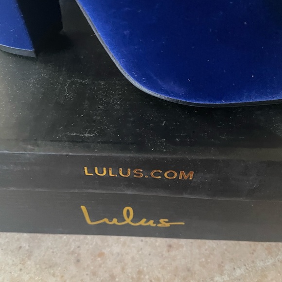 Velour Boots - Picture 4 of 6